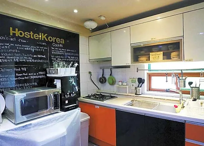 Hostel Korea 6