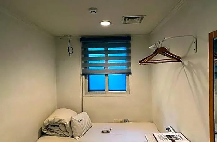 Korea 6 Hostel *